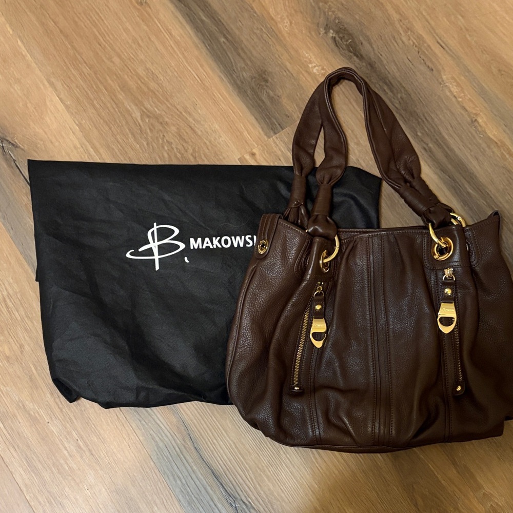 B. Makowsky Rich Brown Leather Shoulder Bag